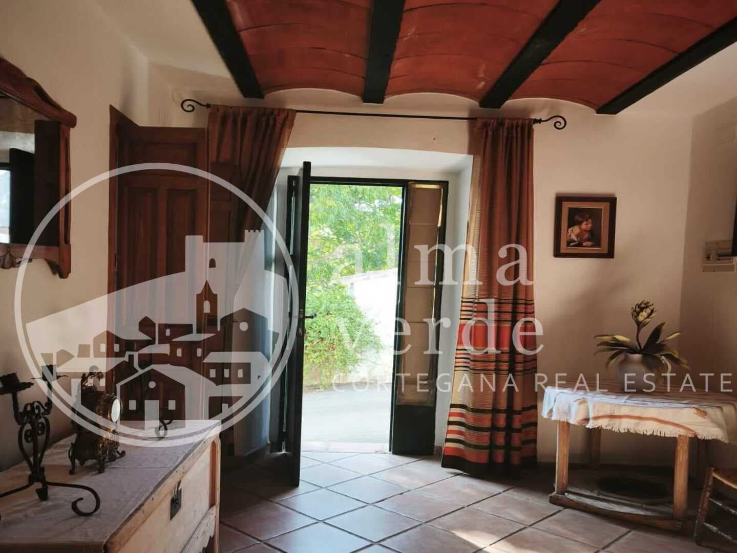 October to June Rental Opportunity: 3-Bedroom Home in the Charming Hamlet of Los Andreses - Image 3